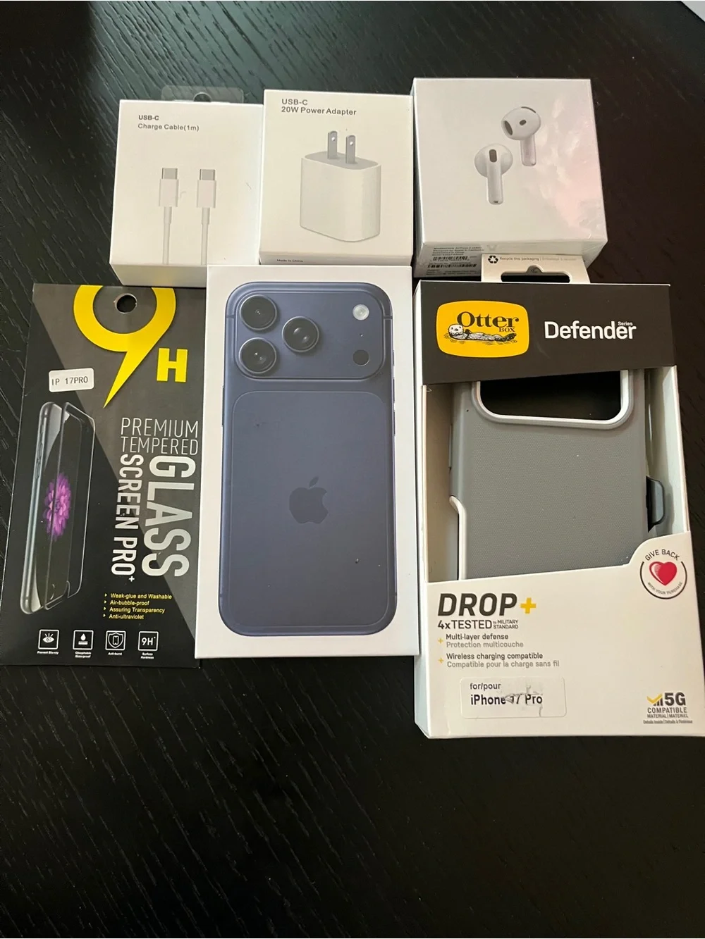 Apple iPhone 17 Pro 256 gb Silver Frame with White Display